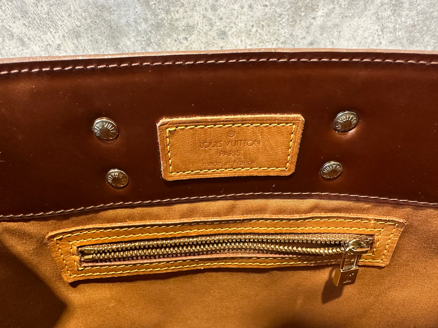 Louis Vuitton Reade