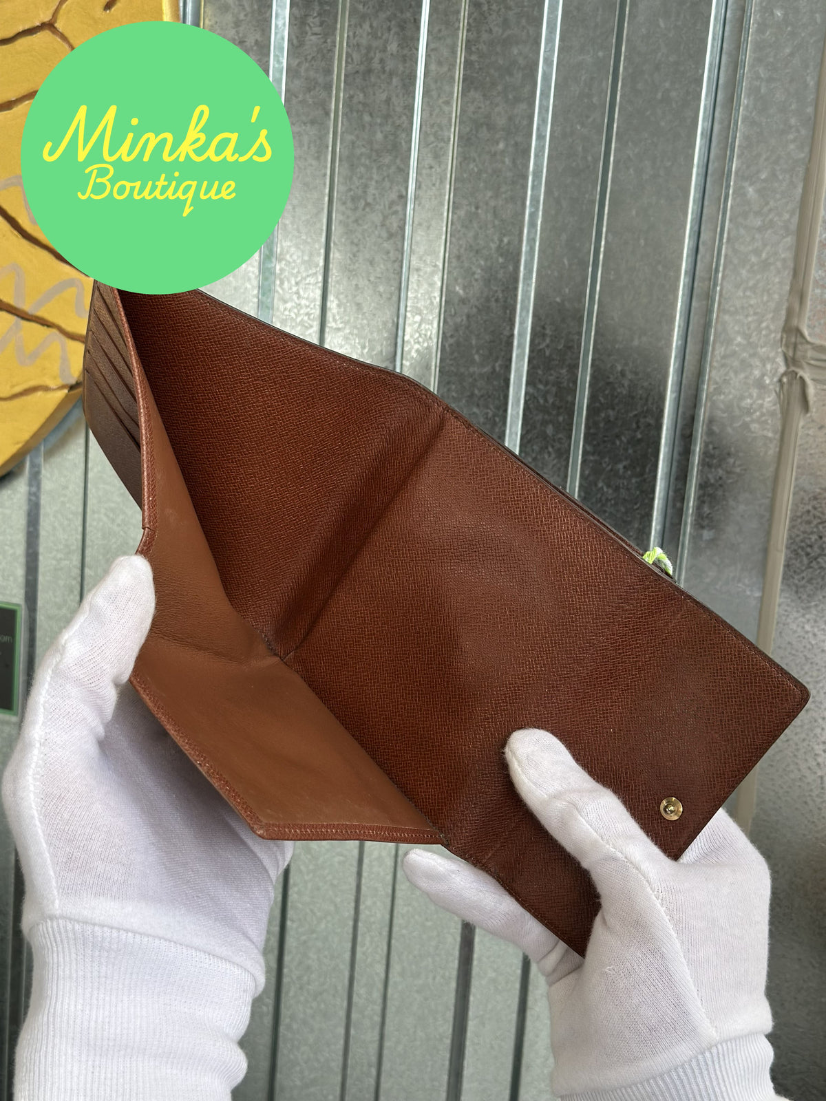 Louis Vuitton Monogram Trifold Wallet