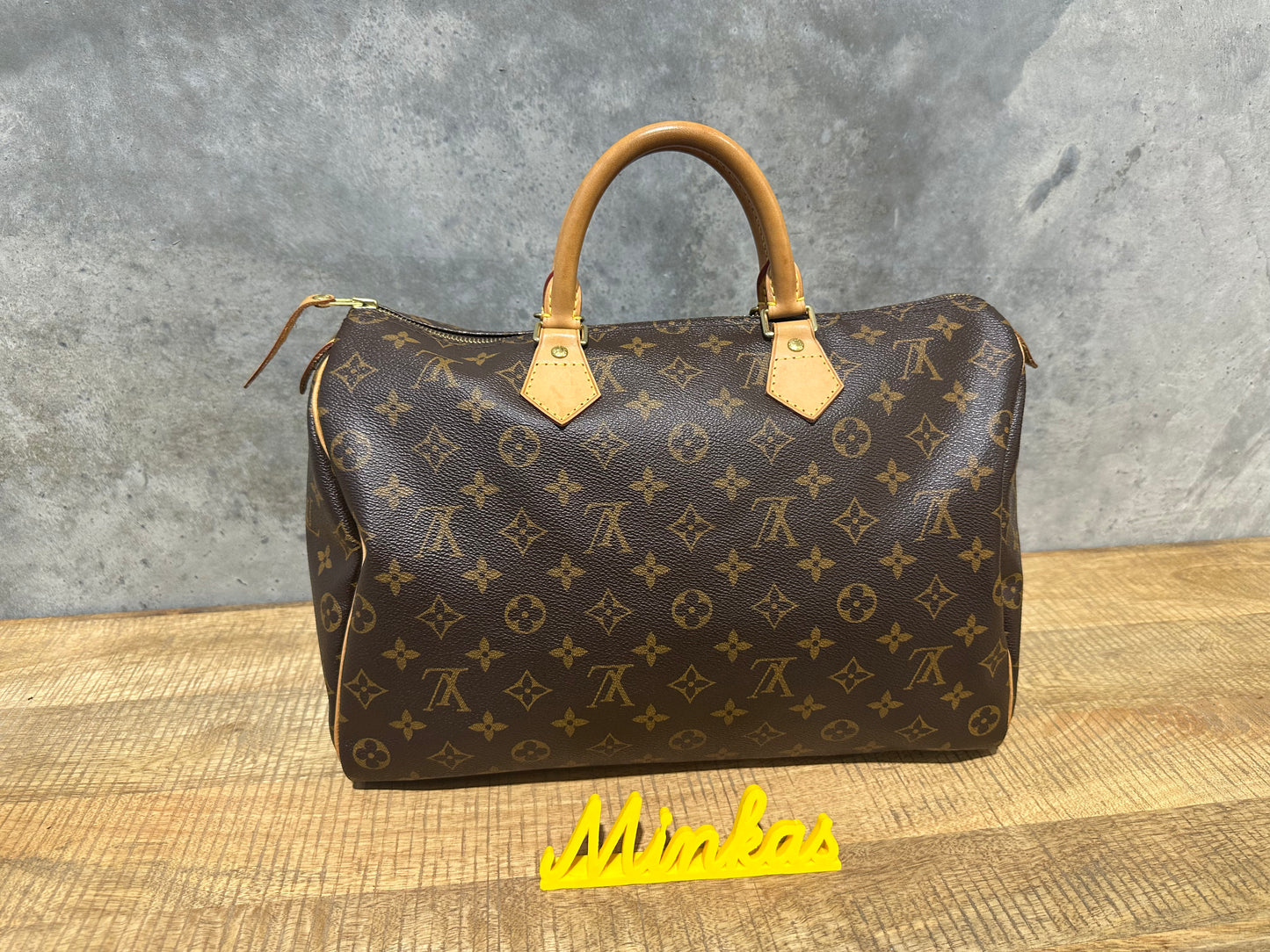 Louis Vuitton Speedy 35