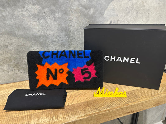 Chanel Comic Clutch