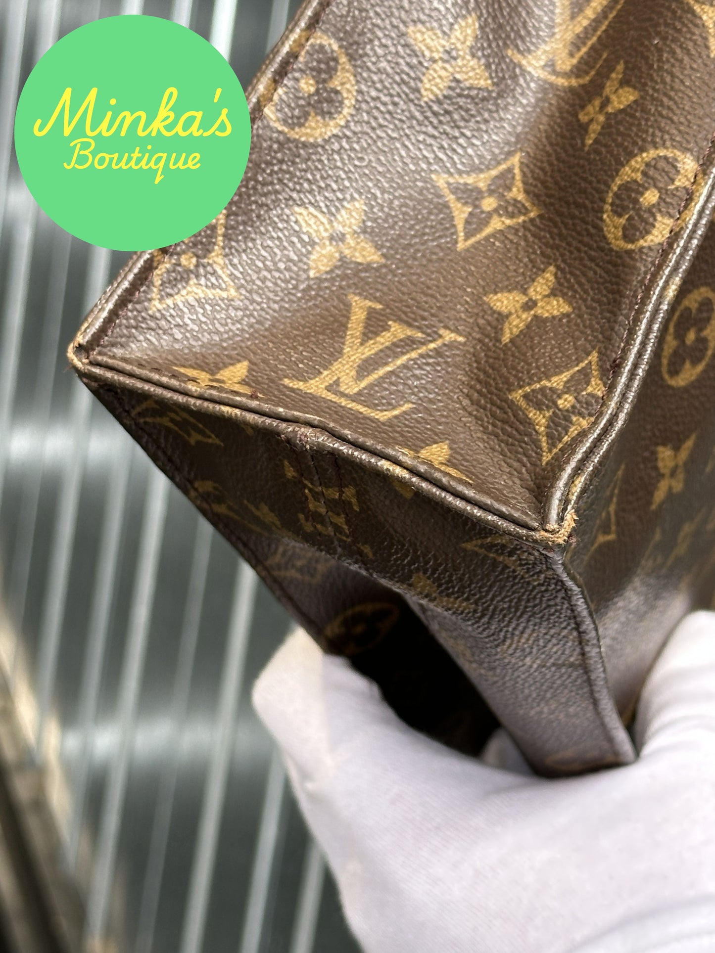 Louis Vuitton Sac Plat