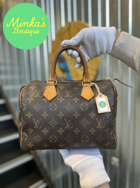 Louis Vuitton Speedy 25