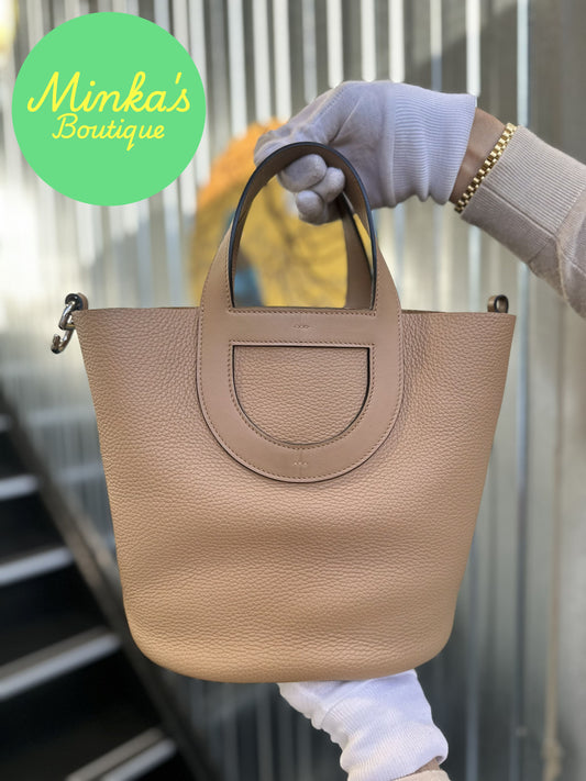 Hermès In the Loop