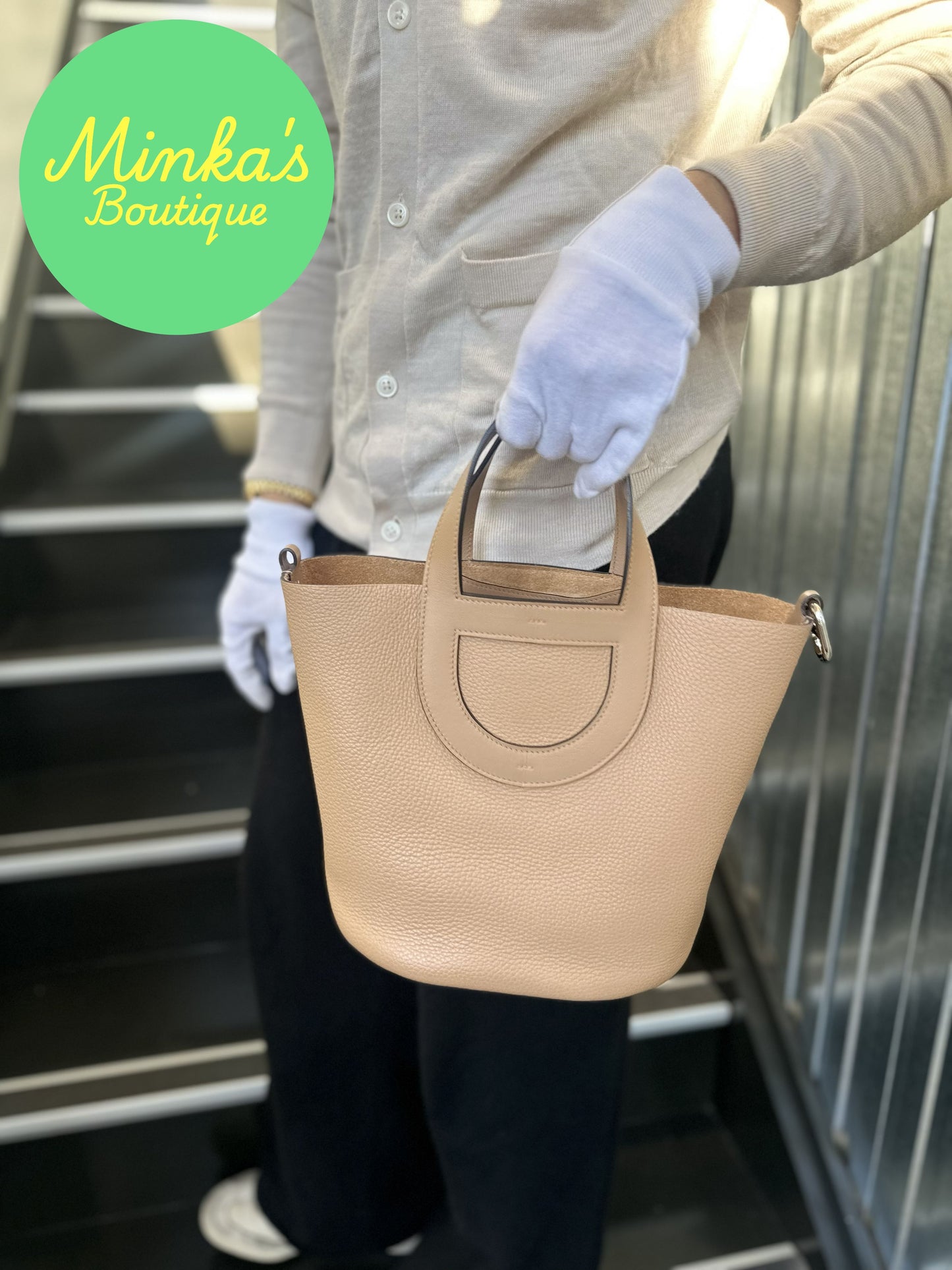 Hermès In the Loop