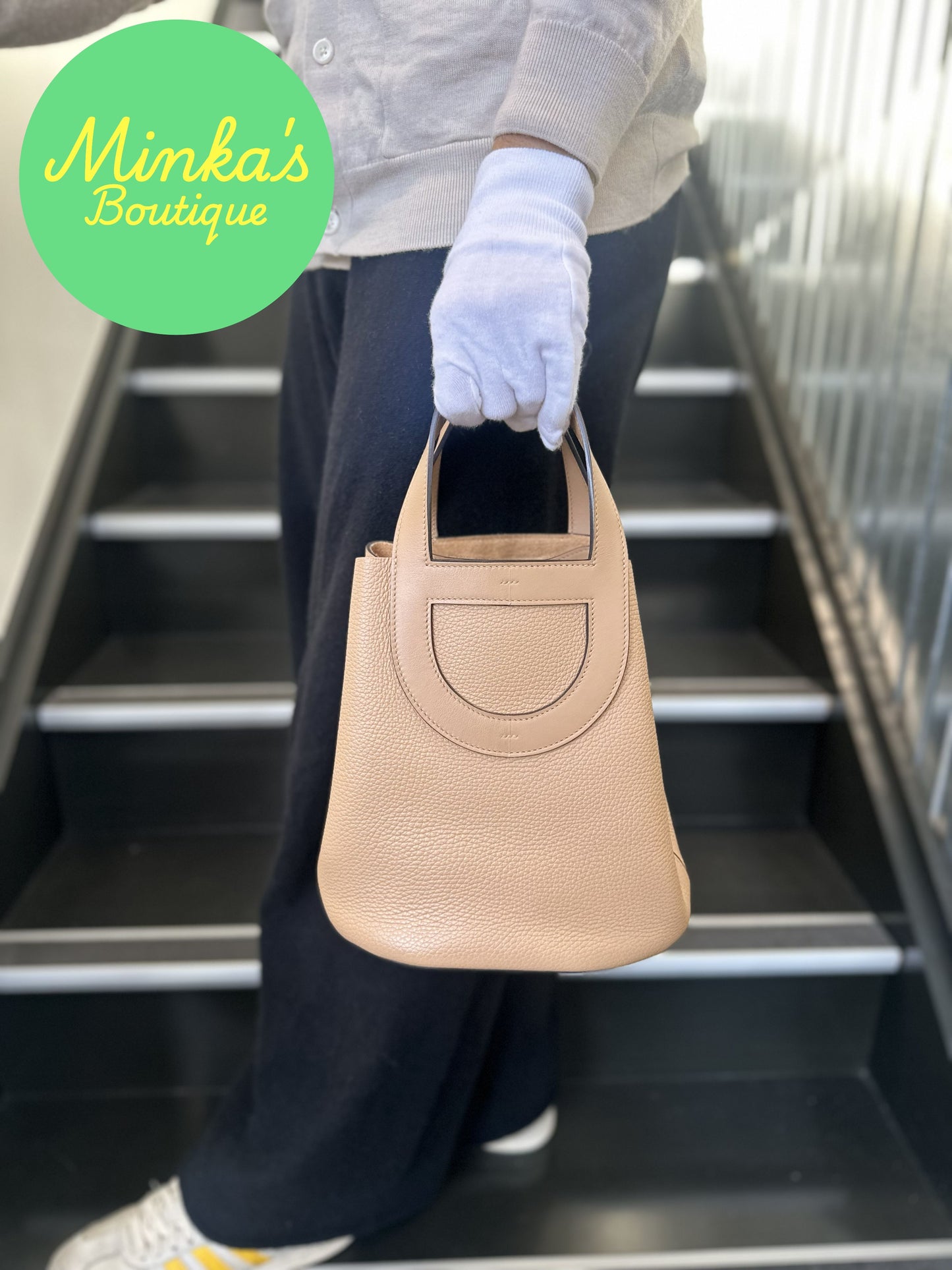 Hermès In the Loop